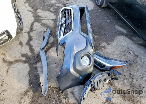 2019 Subaru Outback 2.5I Premium z USA, uszkodzony, nr VIN 4S4BSAHC5K3363138